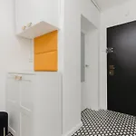 Center Skylines By Renters Apartament *