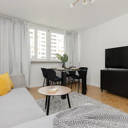 Center Skylines By Renters 아파트 *